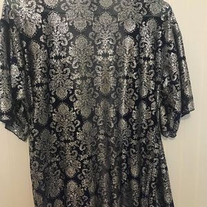 LuLaRoe Elegant Monroe Kimono